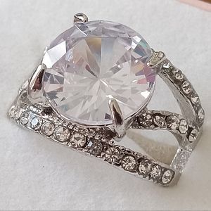 Cubic Zirconia Silver Tone Ring nwot
